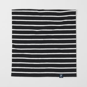 Discover this Kids Black Striped Neckwarmer from the Polarn O. Pyret kidswear collection. Designed to last at least 3 children. Shop at PO.P Today