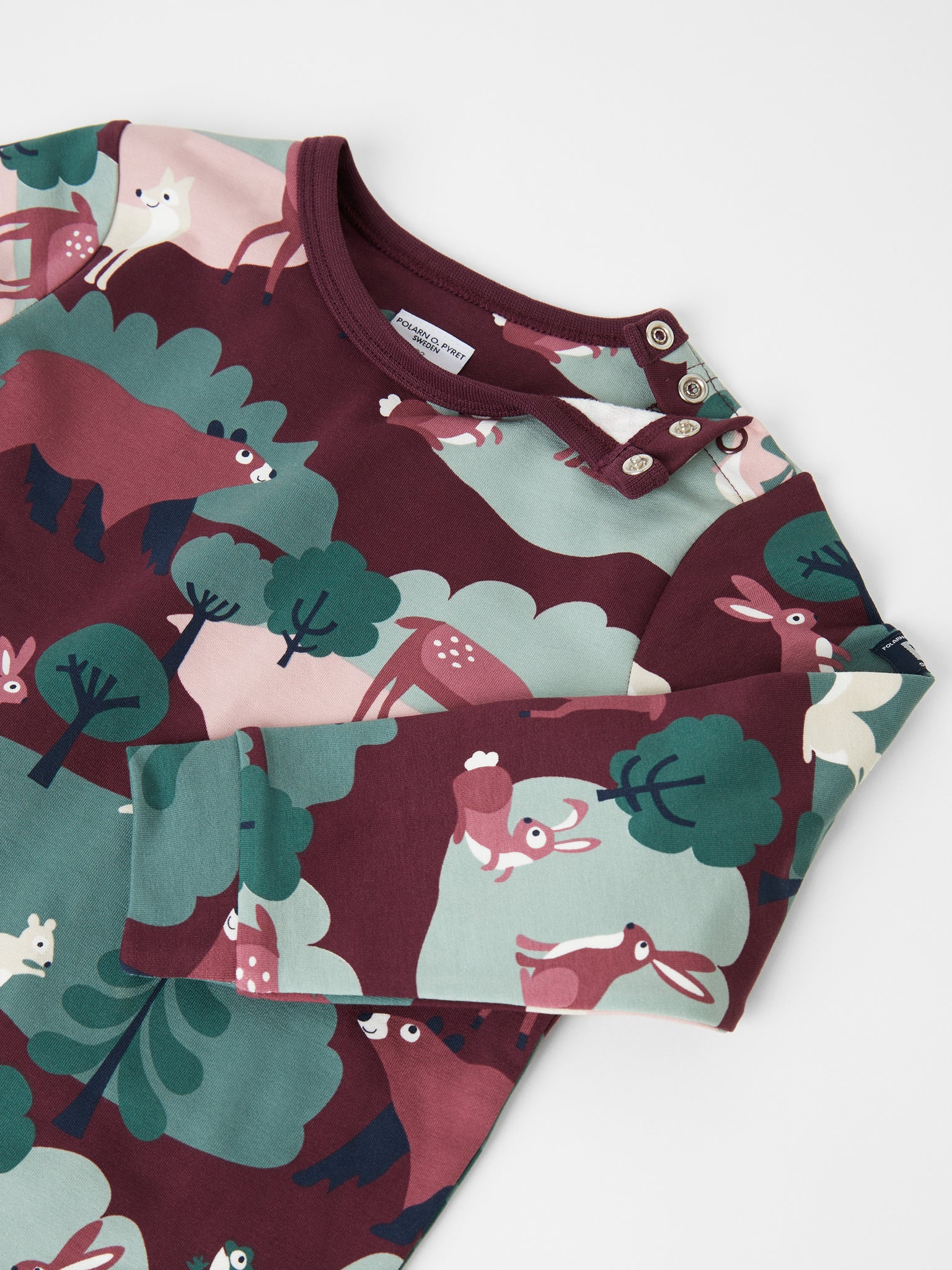 Cotton Woodland Print Red Kids Top from the Polarn O. Pyret kids collection. The best ethical kids clothes