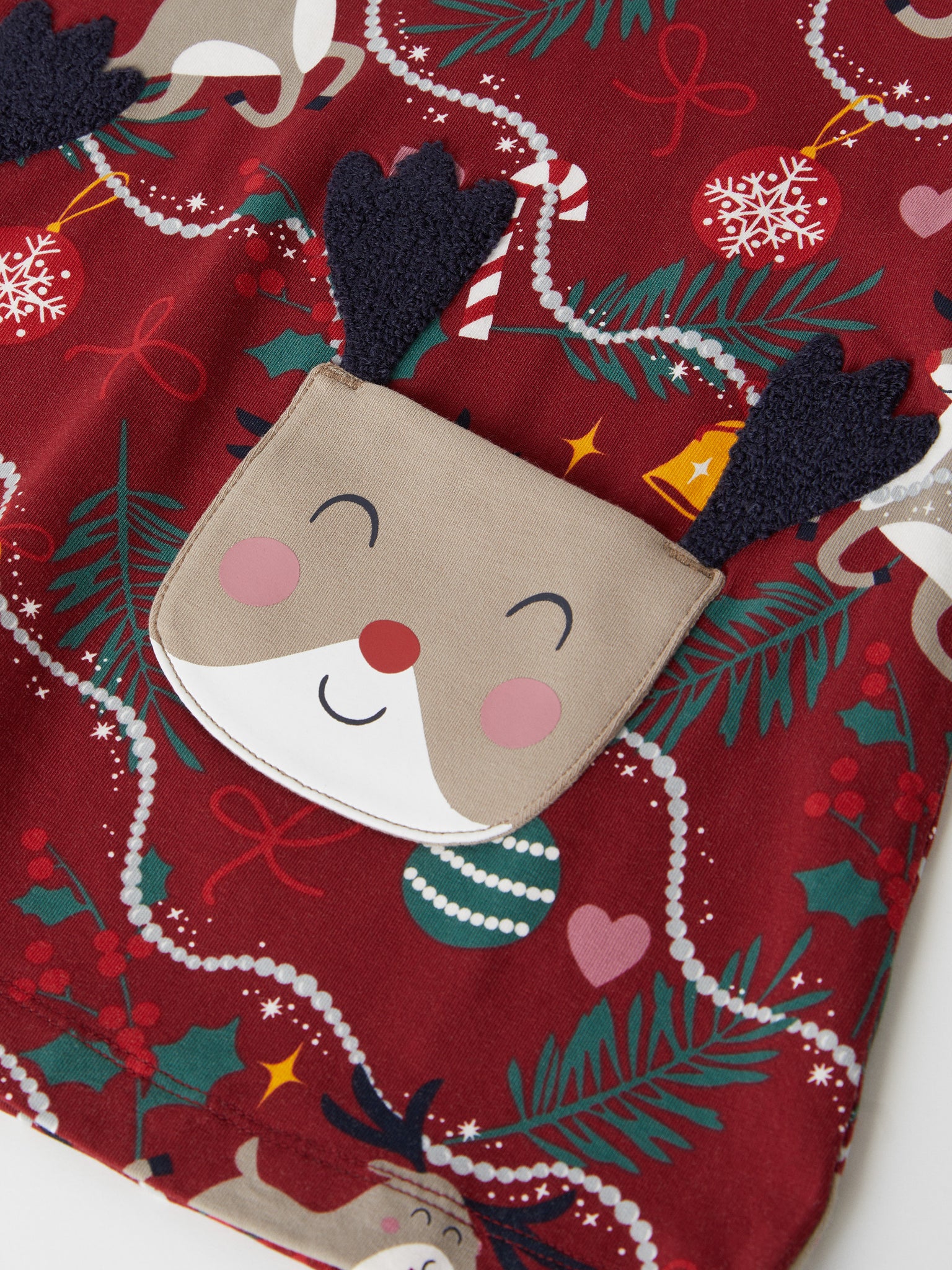 Reindeer Pocket Christmas Kids Top from the Polarn O. Pyret kidswear collection. The best ethical kids clothes