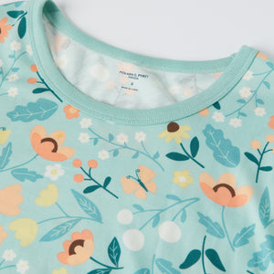 Organic Flora Print Adult Pyjamas from the Polarn O. Pyret kidswear collection. Nordic kids clothes made from sustainable sources.