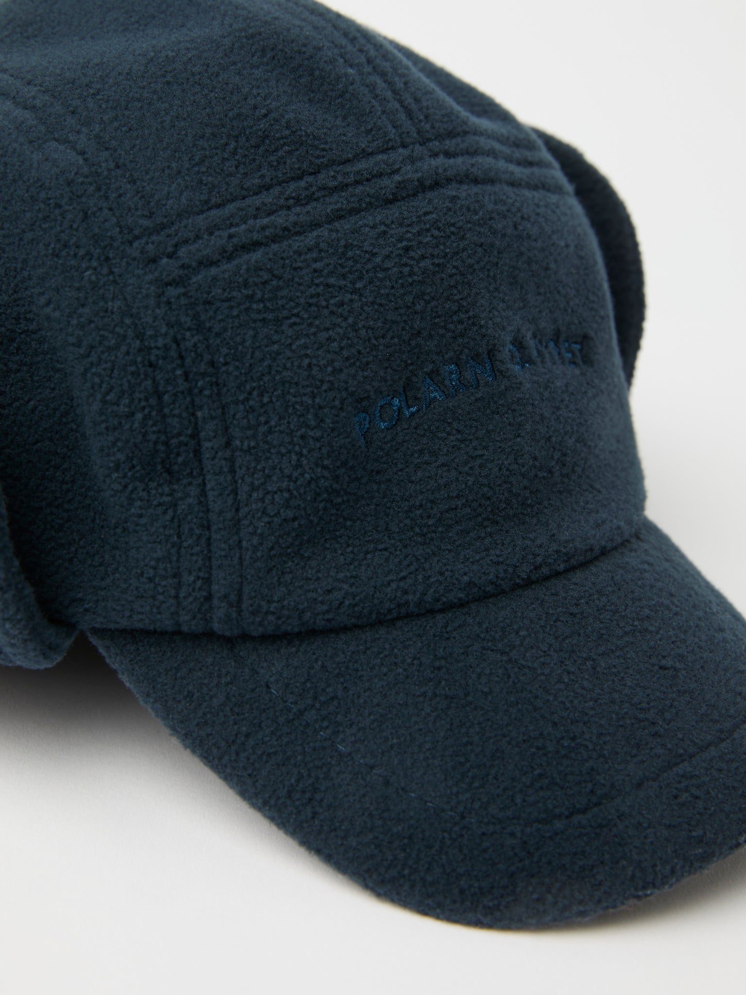 Navy Windproof Fleece Kids Hat from the Polarn O. Pyret kidswear collection. Quality kids clothing made to last.