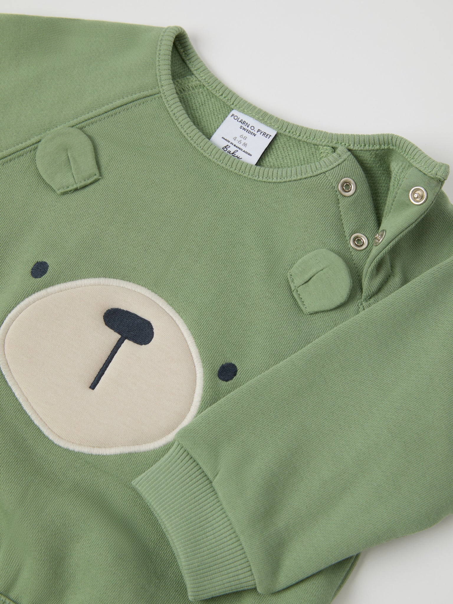 Bear Applique Baby Sweatshirt from the Polarn O. Pyret baby collection. Ethically produced kids clothing.