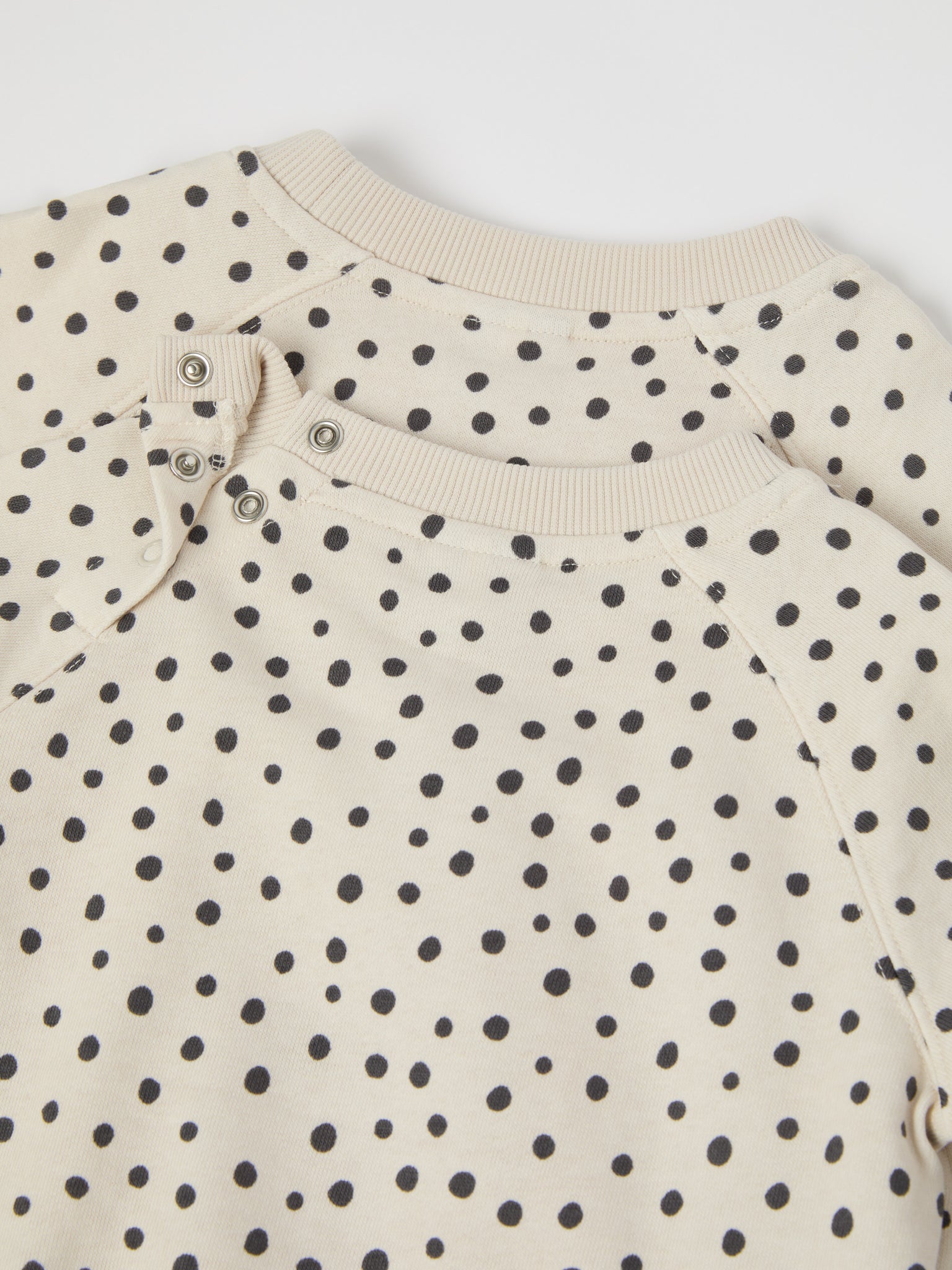 Polka Dot Kids Sweatshirt from the Polarn O. Pyret kidswear collection. Ethically produced kids clothing.