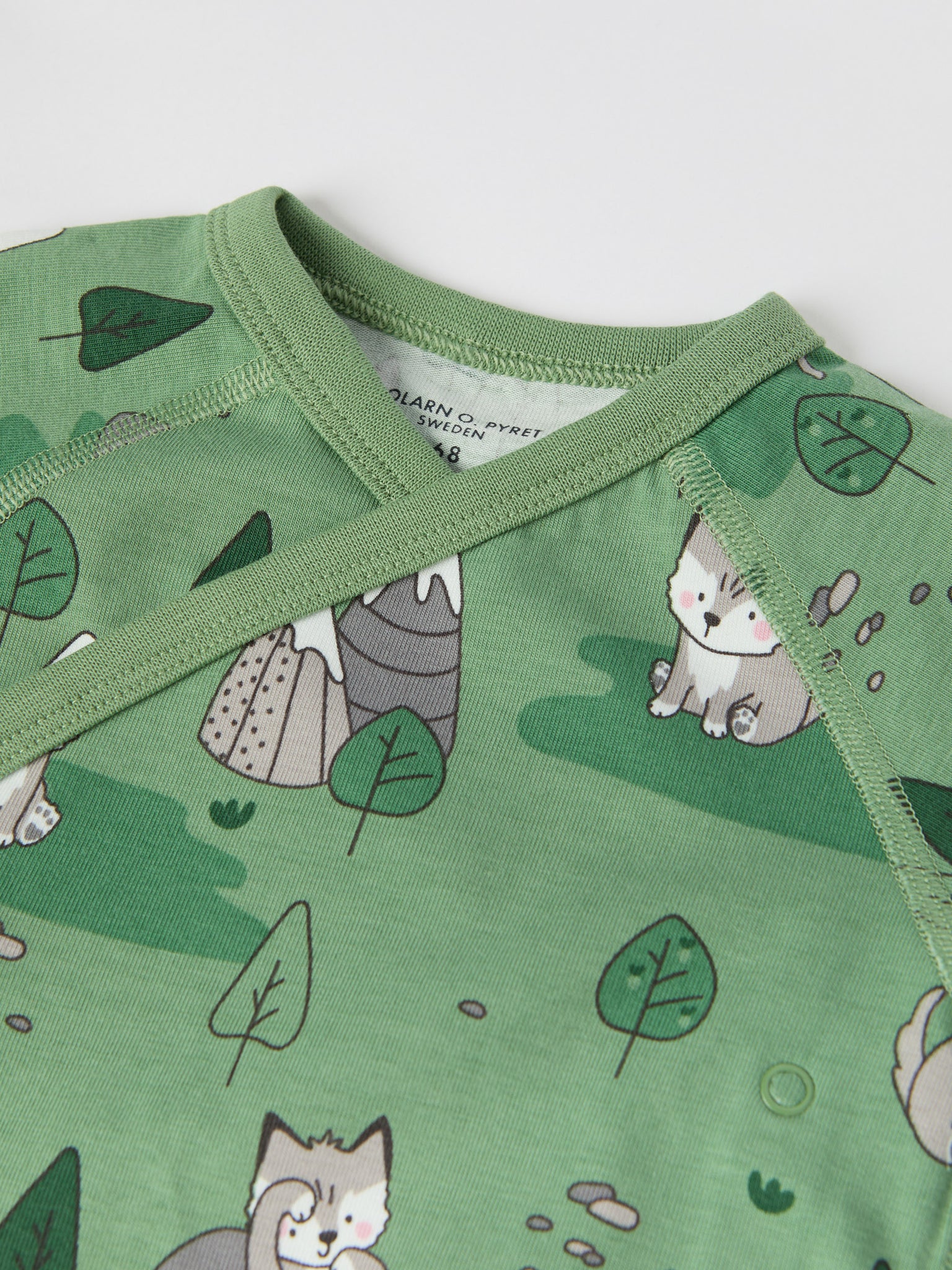 Mountain Fox Print Wraparound Babygrow from the Polarn O. Pyret baby collection. The best ethical kids clothes