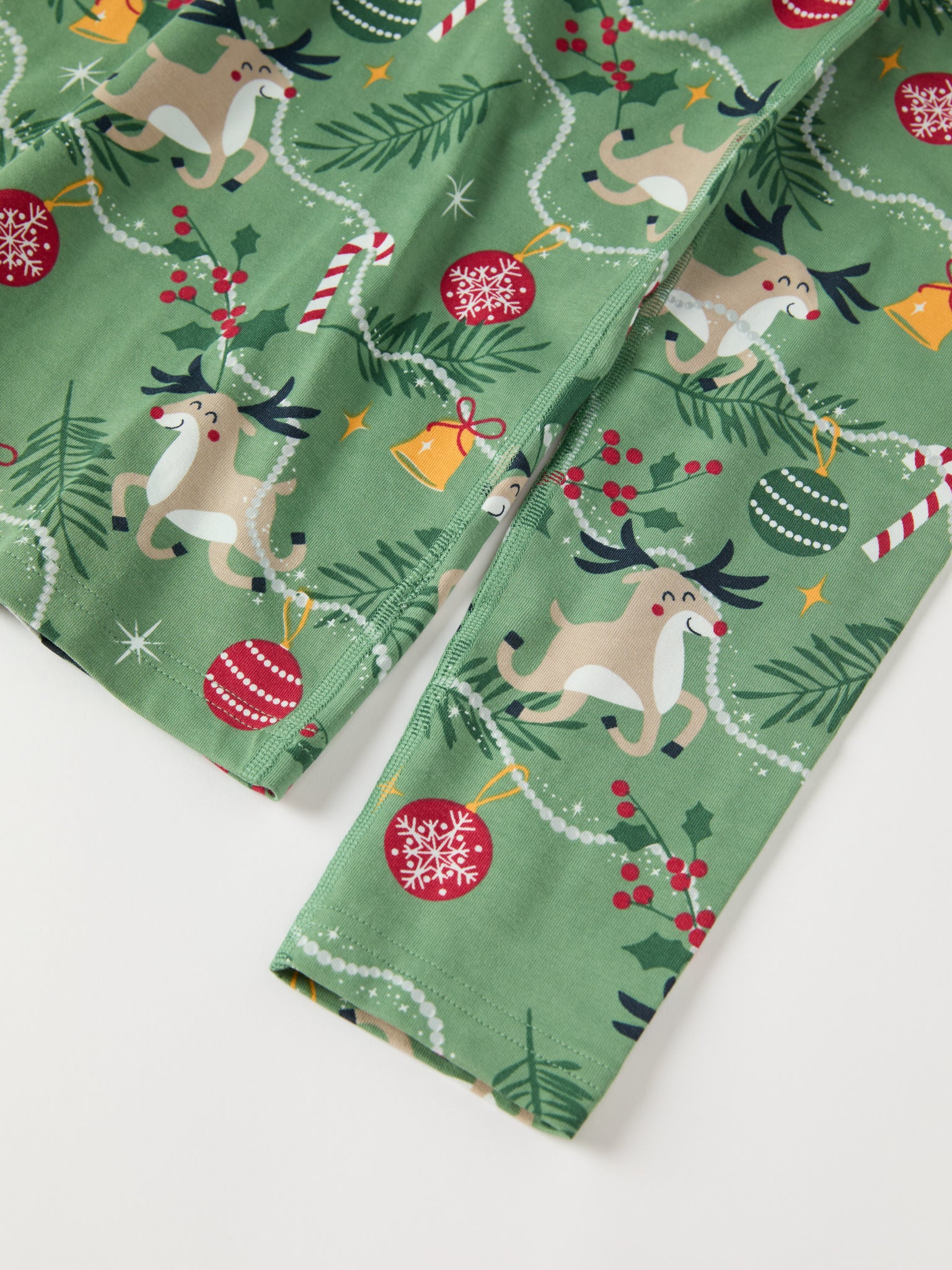 Organic Reindeer Print Adult Pyjamas from the Polarn O. Pyret adult collection. Nordic kids clothes made from sustainable sources.