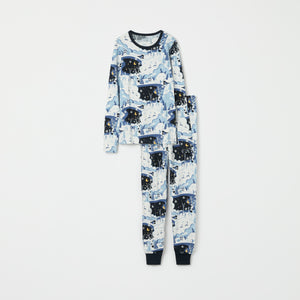 Winter Forest Adult Pyjamas from the Polarn O. Pyret adult collection. Clothes made using sustainably sourced materials.