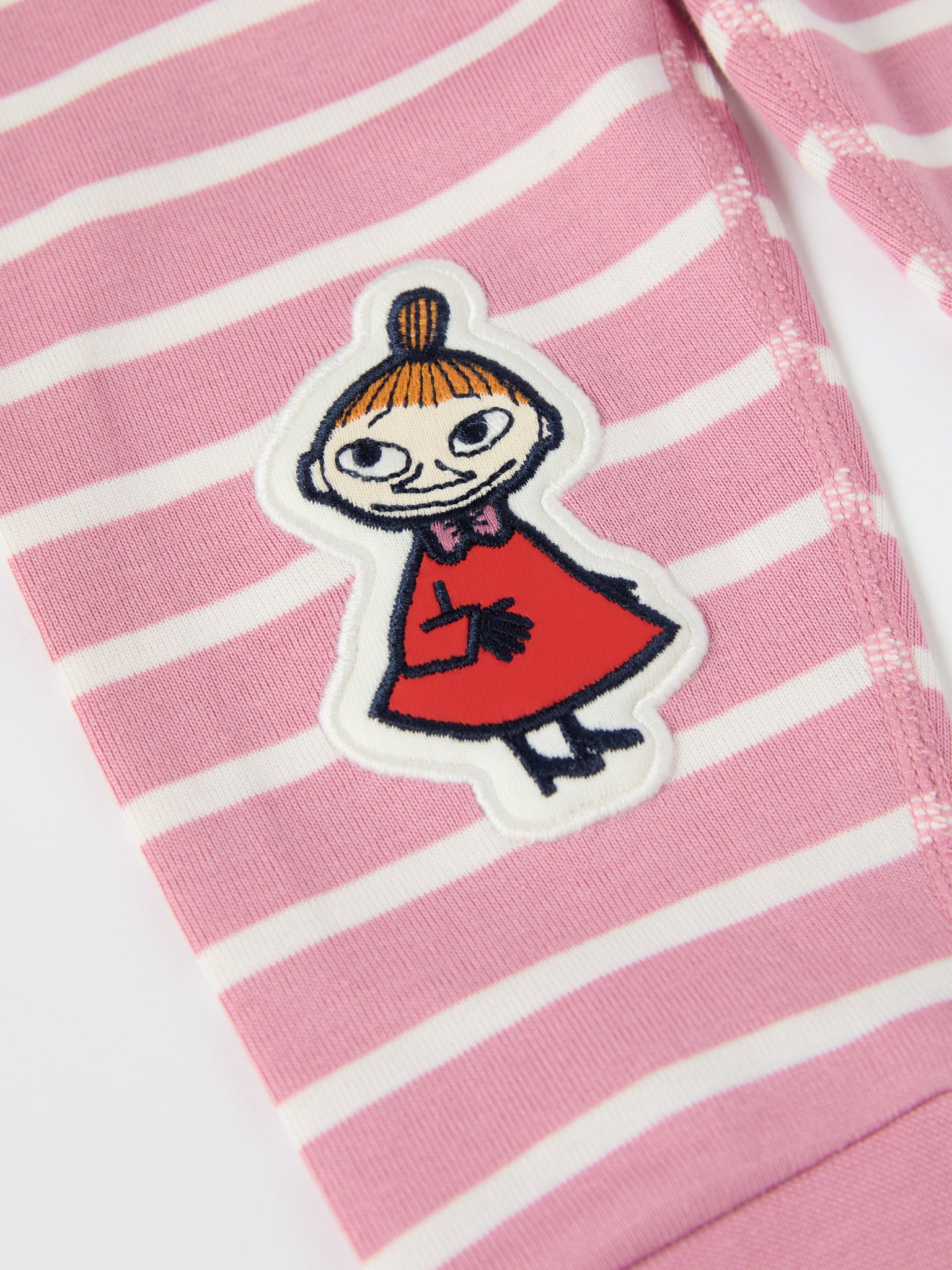 Striped Moomin Baby Leggings from the Polarn O. Pyret baby collection. Clothes made using sustainably sourced materials.