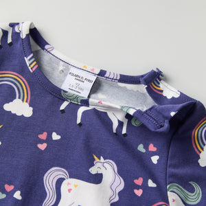 Unicorn Cloud Pocket Kids Top from Polarn O. Pyret kidswear. Nordic kids clothes made from sustainable sources.