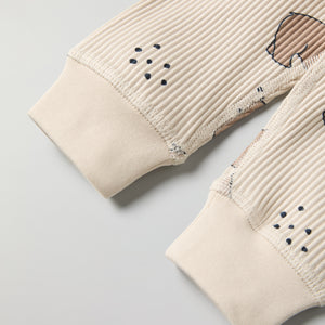 Ribbed Bear Print Baby Leggings from the Polarn O. Pyret baby collection. Clothes made using sustainably sourced materials.