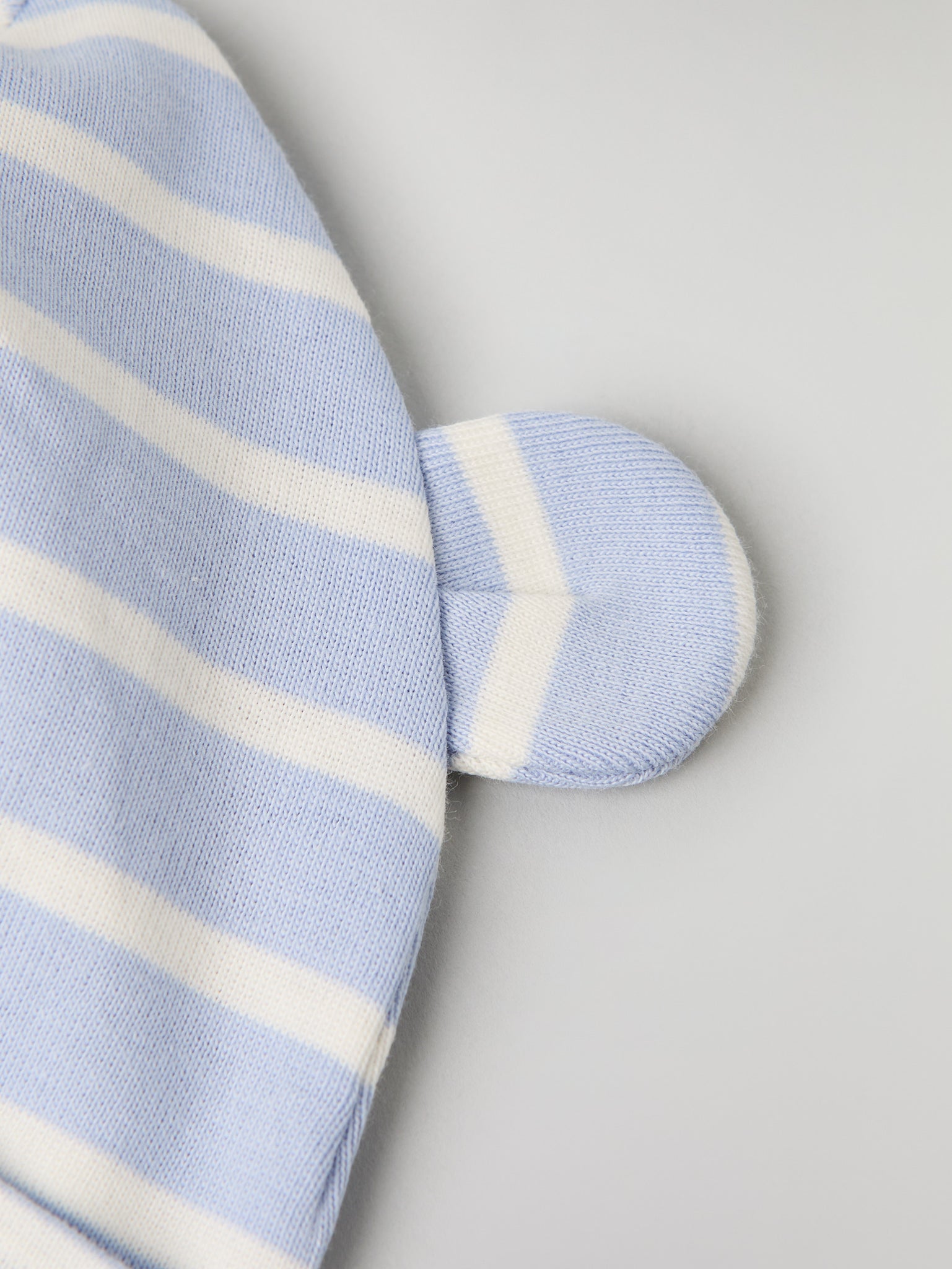 Striped Organic Cotton Baby Hat from the Polarn O. Pyret baby collection. Clothes made using sustainably sourced materials.