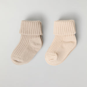 Beige Two Pack Baby Socks from the Polarn O. Pyret baby collection. Ethically produced kids clothing.