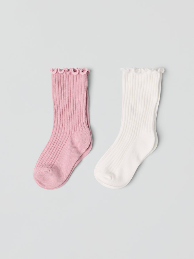 2 Pack Frilled Baby Socks from the Polarn O. Pyret baby collection. Nordic kids clothes made from sustainable sources.