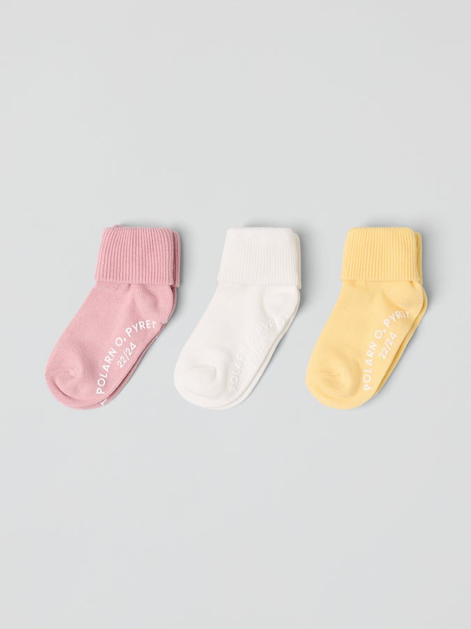 Three Pack Antislip Kids Socks from the Polarn O. Pyret baby collection. Ethically produced kids clothing.