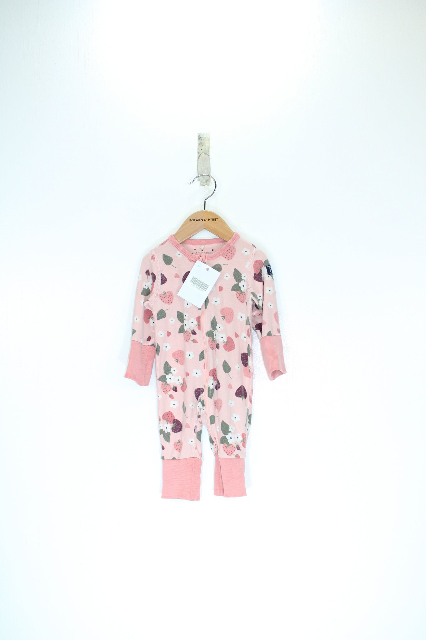 Strawberry Print Kids Sleepsuit 0-2m / 50/56